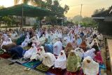 Kegiatan sholat Iduladha di Masjid Baitul Mutaqin dihadiri ratusan jamaah