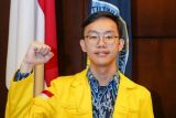 UI apreasiasi dua mahasiswa berprestasi 2025, salah satunya Josia Nathanael Wiradikarta dari Fakultas Kedokteran