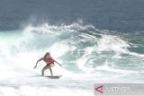 Enam peselancar Indonesia masuk ke babak 32 besar WSL Krui Pro