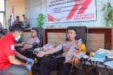 Polres Manggarai menggelar donor darah bantu penuhi kebutuhan darah