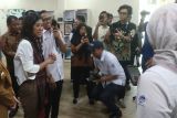 Balmon Makassar menyita 40 alat telekomunikasi yang langgar aturan