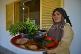 Kuliner rendang belut khas Pangian Tanah Datar