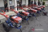 Bantuan alat mesin Pra-panen bagi petani