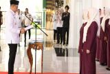 Bupati Tanah Bumbu Provinsi Kalimantan Selatan, Andi Rudi Latif atau akarab di sapa Bang Arul melantik Ketua dan Pengurus Gabungan Organisasi Wanita (GOW) Kabupaten Tanah Bumbu Masa Bhakti 2025 – 2030 di di Pendopo Kantor Bupati Jl Dharma Praja Batulicin Kecamatan Batulicin beberapa waktu lalu.
Bupati menekankan pentingnya sinergi antara GOW dan pemerintah daerah dalam mendukung program pemberdayaan perempuan.
