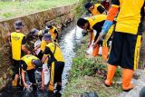 Antisipasi banir, Pemkot Makassar lakukan pengerukan sejumlah drainase