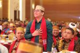 Bupati Tanah Bumbu Provinsi Kalimantan Selatan yang akrab di sapa Bang Arul menghadiri acara pengukuhan dan orientasi kerja Badan Pengurus Pusat Kerukunan Keluarga Sulawesi Selatan (BPP KKSS) periode 2025–2030 di Jakarta. 
Organisasi KKSS kini berusia 50 tahun, organisasi itu dinilai sebagai organisasi pemersatu masyarakat Sulawesi Selatan di seluruh pelosok negeri. Kamis (23/6/2025)