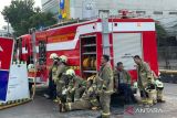 50 personel Gulkarmat padamkan kebakaran RS Hermina Jatinegara