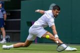 Petenis Djokovic kalahkan tuan rumah
