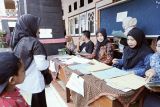 Sekolah di Mataram diminta bantu seragam bagi siswa tidak mampu