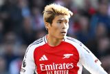 Arsenal resmi berpisah dengan bek Jepang Takehiro Tomiyasu