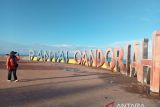 Wisata Pantai Gandoriah Pariaman