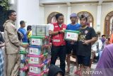 PMI NTB salurkan ratusan bantuan korban banjir di Mataram
