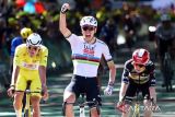 Pogacar rebut kaus kuning Tour de France usai finis kedua etape kelima