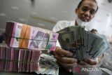 Kurs rupiah hari ini melemah jadi Rp16.222 per dolar AS