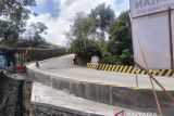Jalan dan jembatan sudah mulus, warga Padang Panjang bisa tersenyum lagi