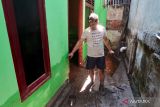 Pemprov NTB membantu suplai beras untuk penyintas banjir di Mataram