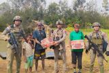 Peace task force distributes staple goods in C Papua