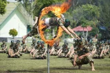 Personel Komponen Cadangan (Komcad) Sarjana Penggerak Pembangunan Indonesia (SPPI) melakukan atraksi keterampilan usai upacara penetapan Komponen Cadangan SPPI gelombang 3 tahun 2025 di Dodikjur Rindam VI/Mulawarman, Balikpapan, Kalimantan Timur, Sabtu (12/7/2025). Kodam VI/Mulawarman menetapkan 1.748 peserta di wilayahnya sebagai Komcad dalam program SPPI gelombang 3 tahun 2025 yang telah menempuh pendidikan dasar militer sejak 14 April hingga 11 Juni dan dilanjutkan pelatihan manajerial pada 12 Juni hingga 12 Juli 2025. Antara Kaltim/Aditya Nugroho/nym/mrh