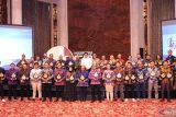 PLN raih 43 penghargaan dan predikat Platinum SDGs di CSR Awards 2025