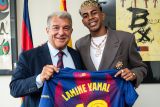 Lamine Yamal resmi perpanjang kontrak dengan Barcelona