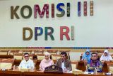 Komisi III DPR menolak RUU KUHAP disebut ugal-ugalan dan draf disembunyikan