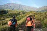 Menata ulang wisata pendakian Gunung Rinjani Lombok