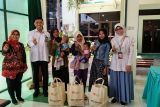 BKKBN DIY menyalurkan bantuan 