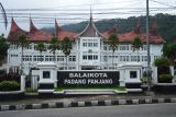 Pemkot Padang Panjang tawarkan outsourcing bagi non ASN yang dirumahkan