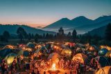 Intimate Camp Rinjani Color Run 3: Yuk sewa tenda dan nikmati malam keakraban di kaki Rinjani
