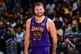 Luka Doncic perpanjang kontrak dengan Lakers