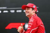 Pembalap Charles Leclerc jadi yang terdepan