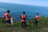 Polisi bawa jasad tanpa kepala di Pantai Gunungkidul ke RS Bhayangkara Polda DIY