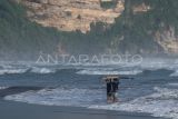 BMKG: Waspadai gelombang tinggi di Pantai Selatan DIY hingga 9 Agustus