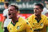 Duel Justin Hubner kontra Dean James berakhir imbang skor 2-2