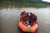 Tim SAR cari balita yang hilang  saat bermain di tepi Sungai Musi