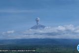Letusan Gunung Semeru hari ini mencapai 1.000 meter di atas puncak saat erupsi