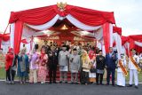 Wako Fadly Amran pimpin Upacara Penurunan Bendera Merah Putih HUT ke-80 RI