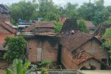 Puluhan rumah di Kudus rusak diterjang angin kencang