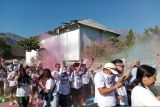 Rinjani Color Run III mewarnai tren lari Gen Z hingga Babby Boomers