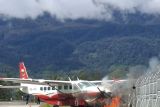 Pesawat Pemkab Puncak terbakar di Bandara Ilaga, tak ada korban jiwa