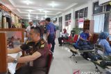 Kejari Padang gelar donor darah peringati HBA ke-80