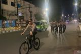 Patroli dialogis bersepeda, polisi berikan rasa aman kepada masyarakat hingga subuh
