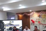 Imigrasi dan Polisi menangkap 8 WNA Uzbekistan di perbatasan RI-RDTL