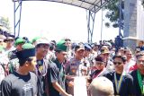 Massa gelar aksi unjuk rasa damai di Polres Lombok Timur