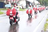 Peserta pawai kendaraan hias melintas di sepanjang jalan Yos Sudarso, Pangkalbalam, Pangkalpinang Bangka Belitung, Rabu (3/9/2025). Pawai kendaraan hias tersebut diselenggarakan Pemerintah Provinsi Kepulauan Bangka Belitung (Babel) dalam rangka memeriahkan HUT Ke-80 Republik Indonesia. ANTARA/Bima Agustian