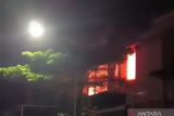 Lima APAR tak mempan padamkan  api, dua orang tewas terbakar di rumah mewah di Kalideres
