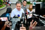 Pemerintah melanjutkan stimulus ekonomi subsidi gaji hingga bebas PPh