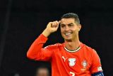 Cristiano Ronaldo menjadi pesepak bola miliarder pertama di dunia