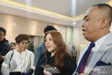 Lisa Mariana memenuhi panggilan pemeriksaan Bareskrim terkait tes DNA