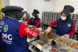 Pemkot Solok serahkan 2.920 paket MBG tahap tiga ke peserta didik